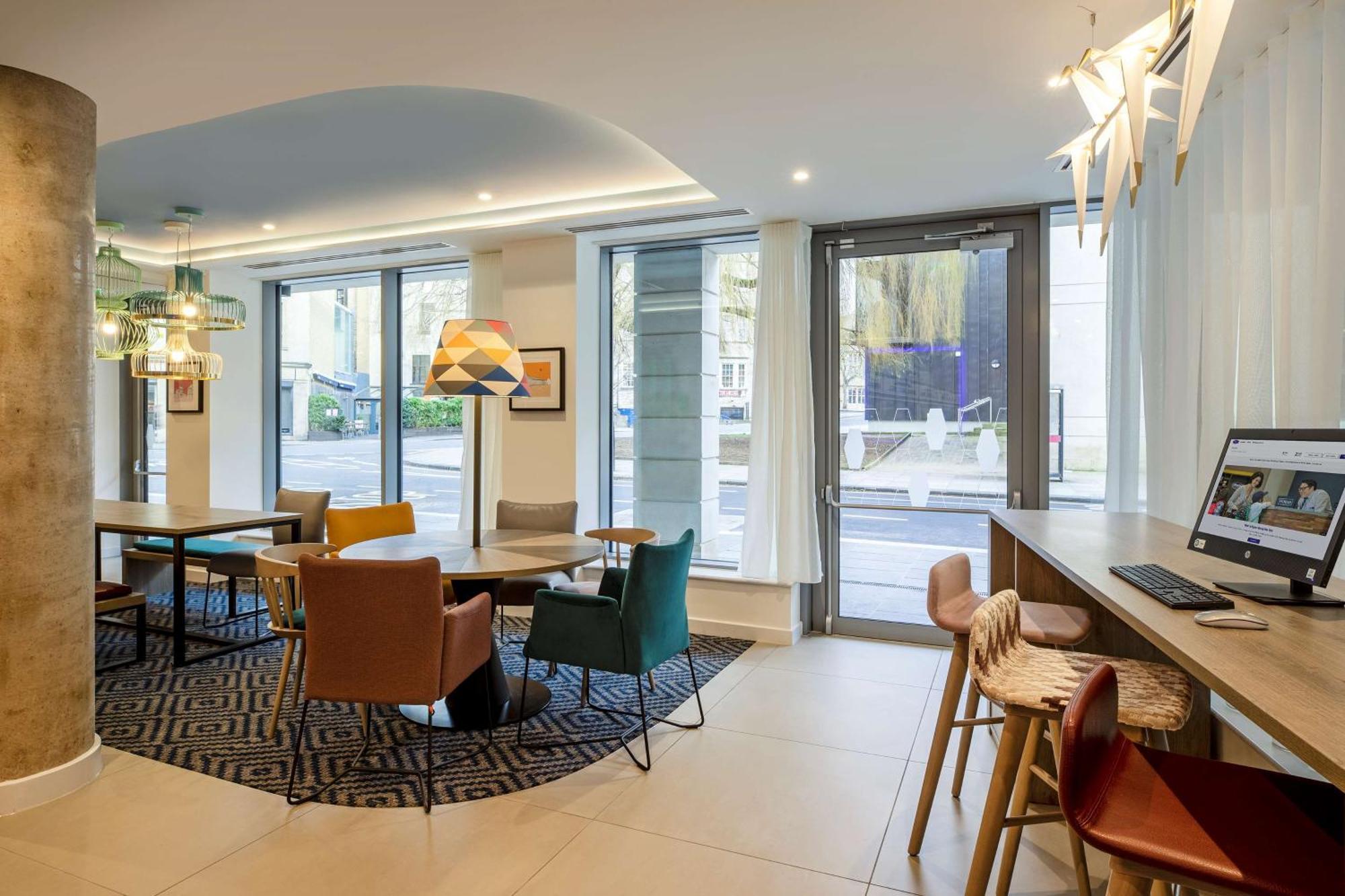 Hampton By Hilton Bath City Exterior foto