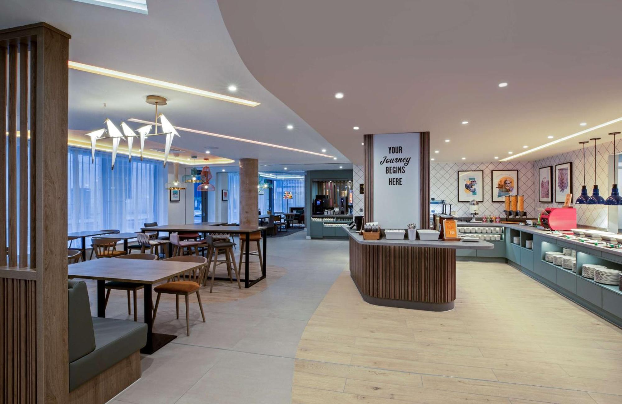 Hampton By Hilton Bath City Exterior foto